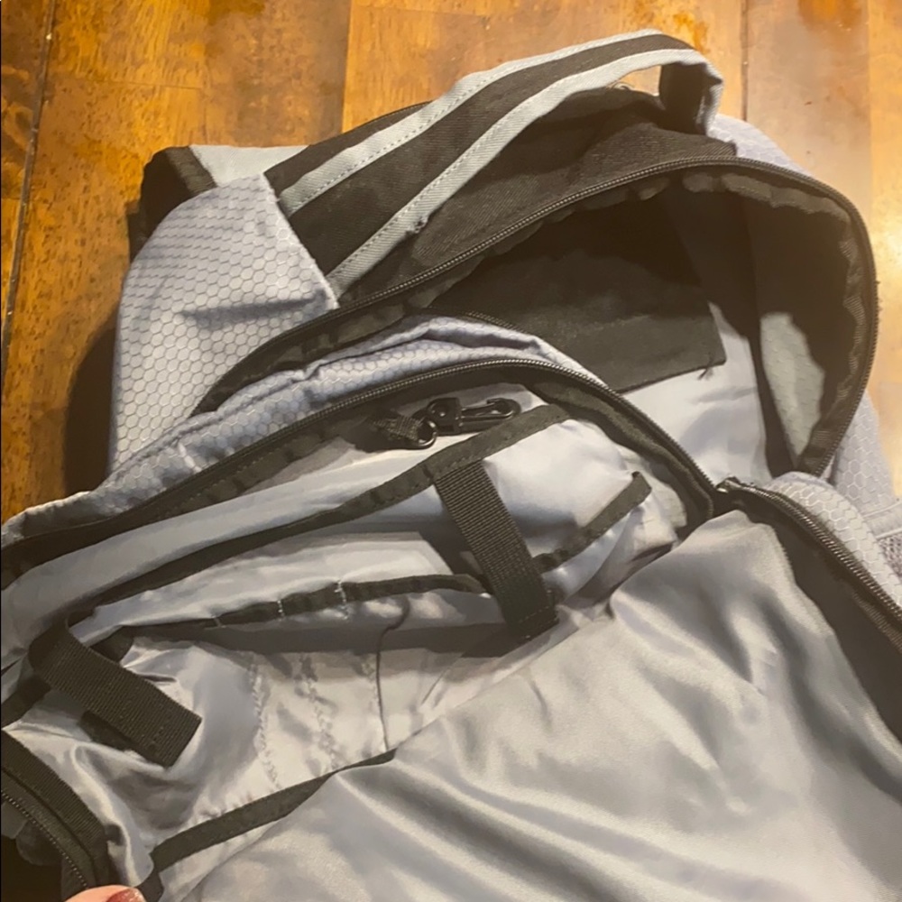 Adidas backpack - Picture 2 of 4